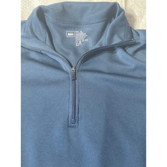 Men's REI 1/4 zip navy pull over. Polartec. Sz Small. Base layer. Thin.outdoors - Picture 2 of 3